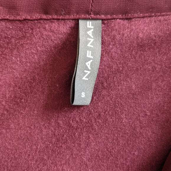 Burgundy Top - Picture 7 of 9